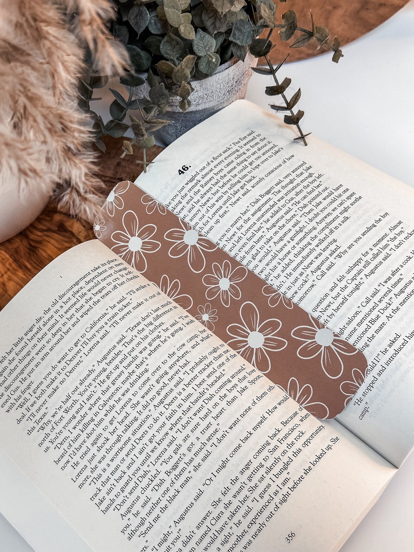 Brown Daisy Bookmark